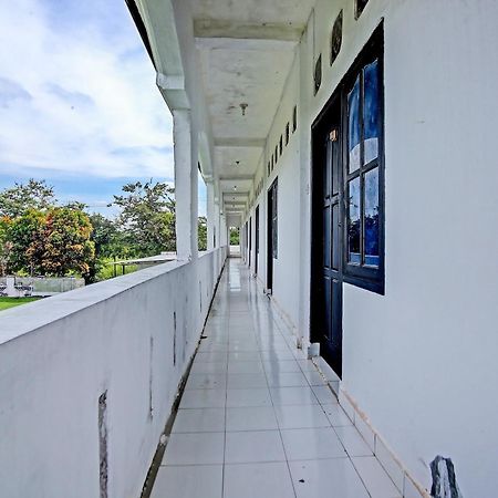 Oyo Life 91127 Wisma Sukajadi Syariah Perabumulih Exterior foto